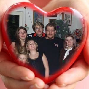 Meet your Posher, Leona